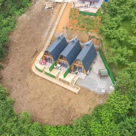 Domek alpejski Kartal Tepesi & Restaurant *
