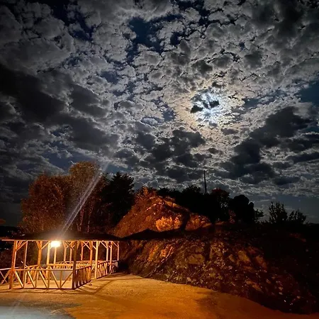 Chalet Kartal Tepesi Bungalov&restaurant