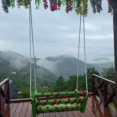 Alpesi faház Kartal Tepesi & Restaurant *
